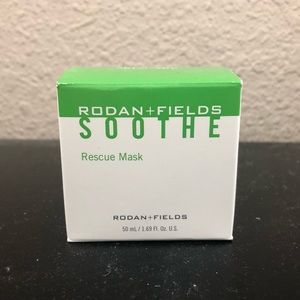 Rodan & Fields Soothe Rescue Mask